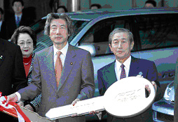 ʢʡHondaϾHondaȼϵؽγFCXԳԼ˶-ձ׺СȪFCX